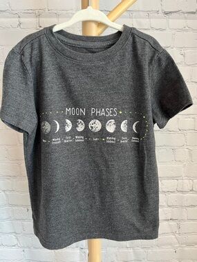 ⭐️⭐️ PICK 5 / $20 Cat & Jack Boys Moon Phases Graphic Tee